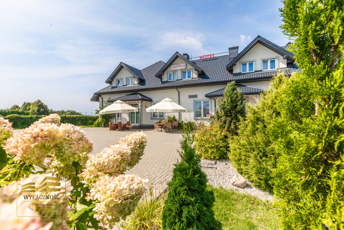 Hotel prosperujący 634 m2 z salą na 100 os. i parkingiem Trojaczkowice  634m2 Foto 1