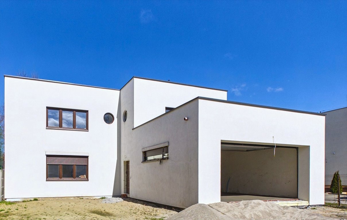 Dom w centrum Chełmży - 205 m² z garażem i dużą działką Chełmża, św. Jana 18D  205m2 Foto 1