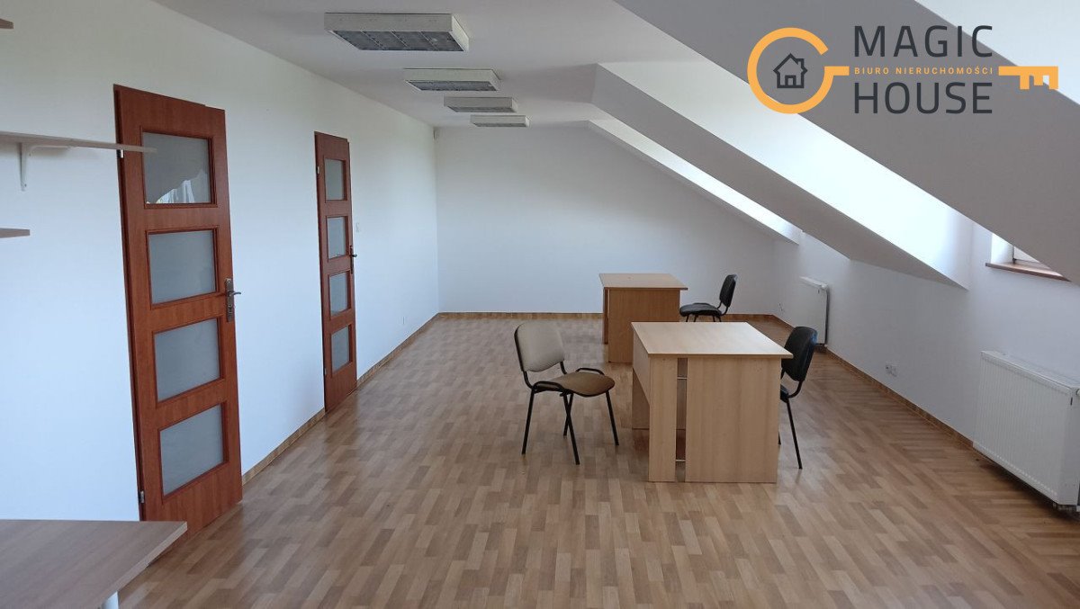 Lokal 120 m² z parkingiem - elastyczna aranżacja w Pruszczu Pruszcz Gdański, Grunwaldzka  120m2 Foto 1
