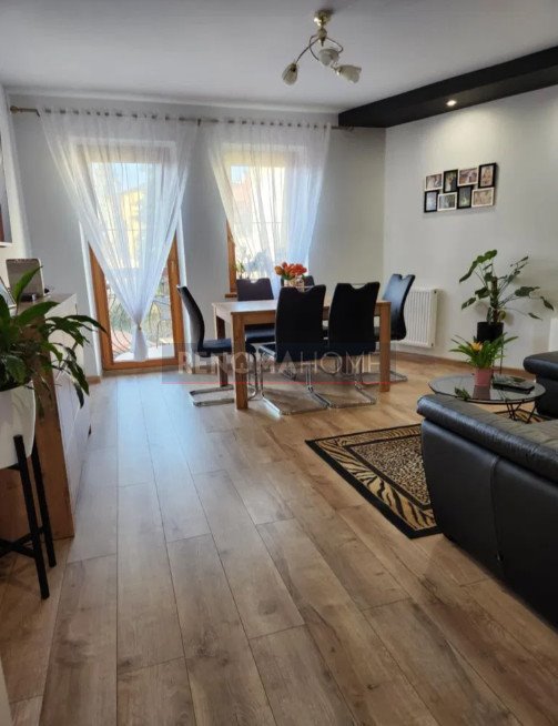 Mieszkanie trzypokojowe na sprzedaż Jawor  69m2 Foto 1