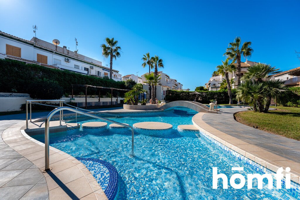 Polecam urokliwe 39 m² mieszkanie blisko plaży z basenami Hiszpania, Torrevieja  39m2 Foto 1