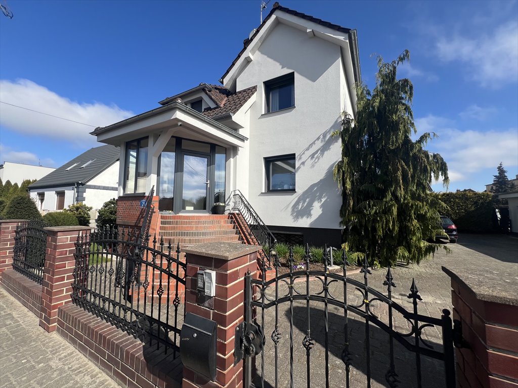 Do sprzedania przestronny dom 154 m² z garażem w Pniewach Pniewy, Turowska 21a  154m2 Foto 1