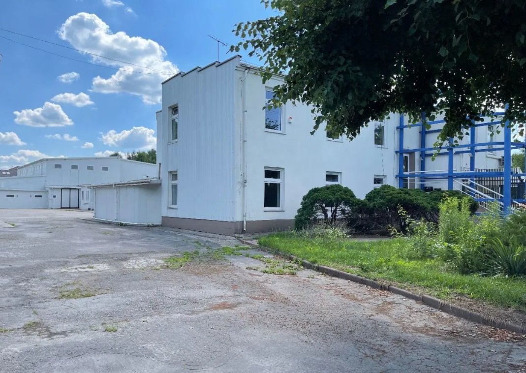 Magazyn z biurem i halami produkcyjnymi 2026 m² Michałowice, Pęcice  2 026m2 Foto 1