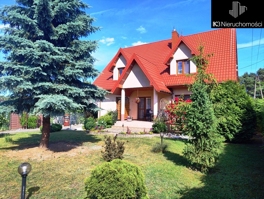 Dom wolnostojący 198 m2 z garażami i piękną działką Jarnice  198m2 Foto 1