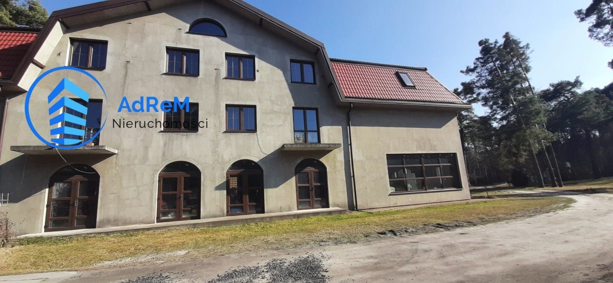 700 m2 dom w stanie surowym z potencjałem na hotel lub hostel Żabieniec  700m2 Foto 1