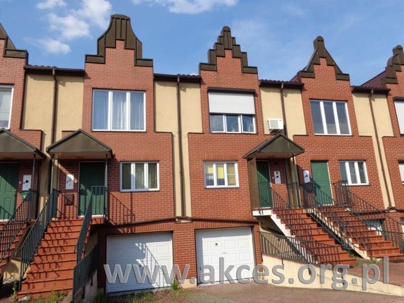 Segment 180m2 z garażem i ogrodem na zamkniętym osiedlu polecam! Józefosław  180m2 Foto 1