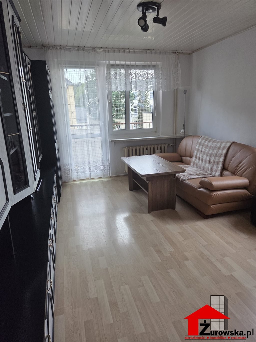 Mieszkanie dwupokojowe na sprzedaż Strzelce Opolskie  48m2 Foto 1