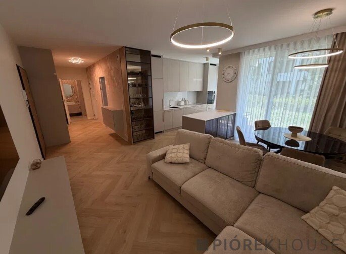 Polecam 3-pokojowe mieszkanie 64 m² z ogródkiem i miejscem garażowym Warszawa, Targówek, Janowiecka  64m2 Foto 1