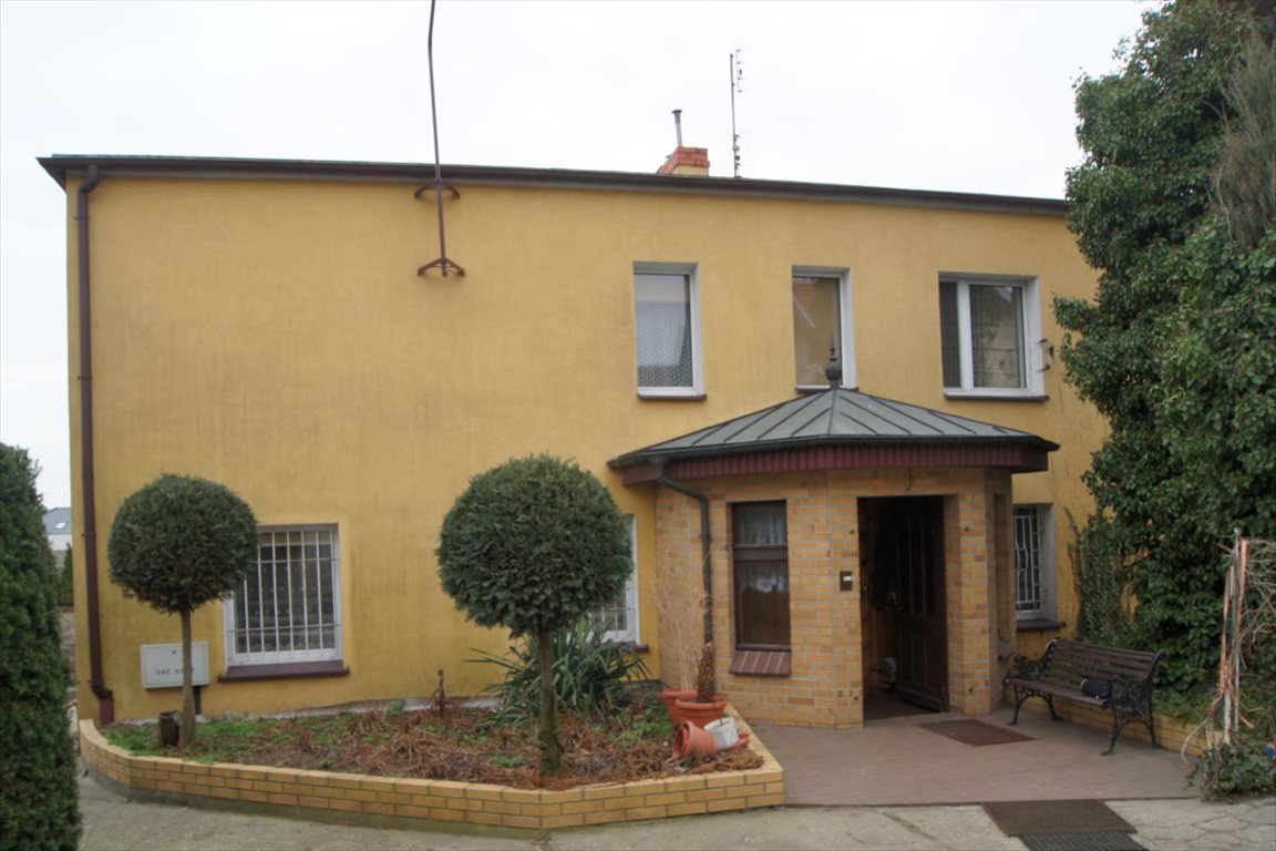 Atrakcyjny dom 210 m² z 7 garażami w Środzie Wielkopolskiej Środa Wielkopolska, Środa Wielkopolska  210m2 Foto 1