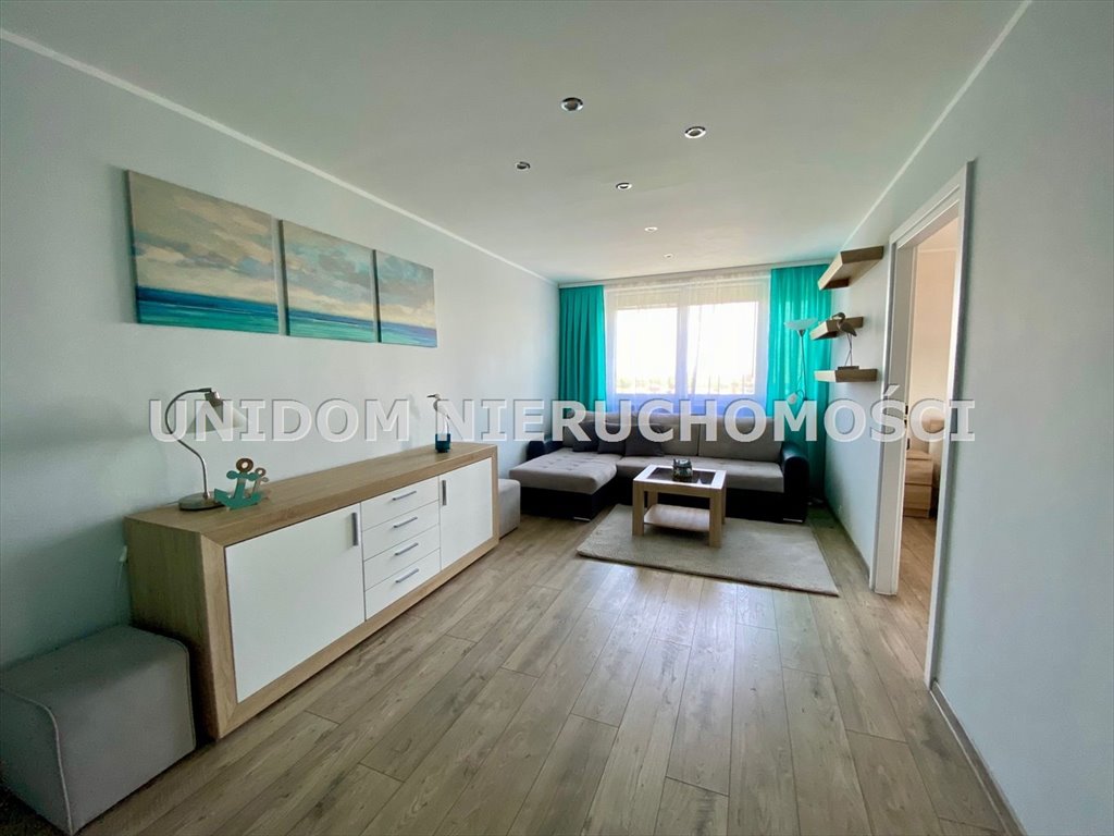 Kawalerka na wynajem Katowice  59m2 Foto 1