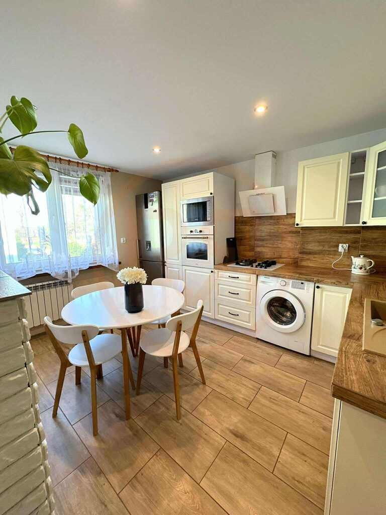 Mieszkanie dwupokojowe na sprzedaż Straduny, Nadrzeczna  49m2 Foto 1