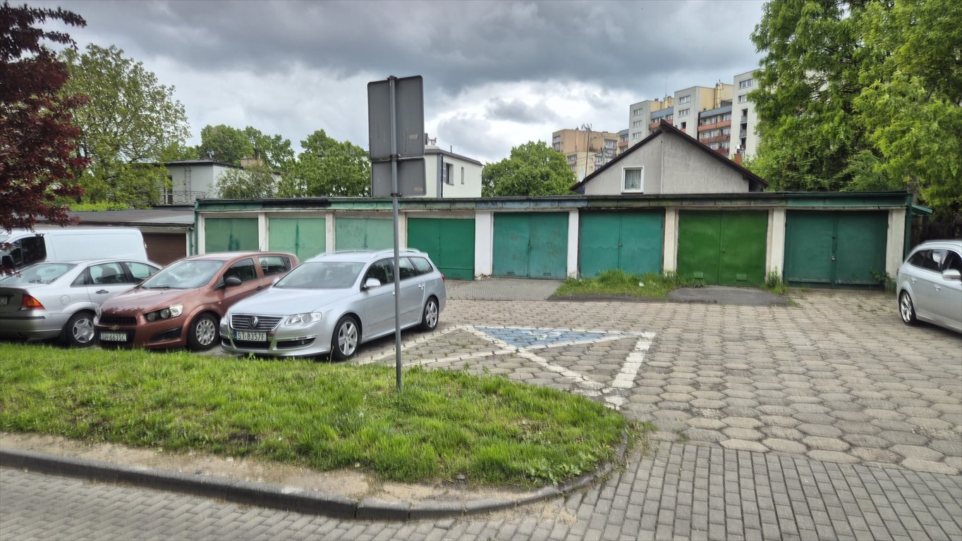 Garaż murowany 16 m² w Chorzowie Klimzowiec, bezpieczne miejsce Chorzów, Klimzowiec, Wiosenna  16m2 Foto 1