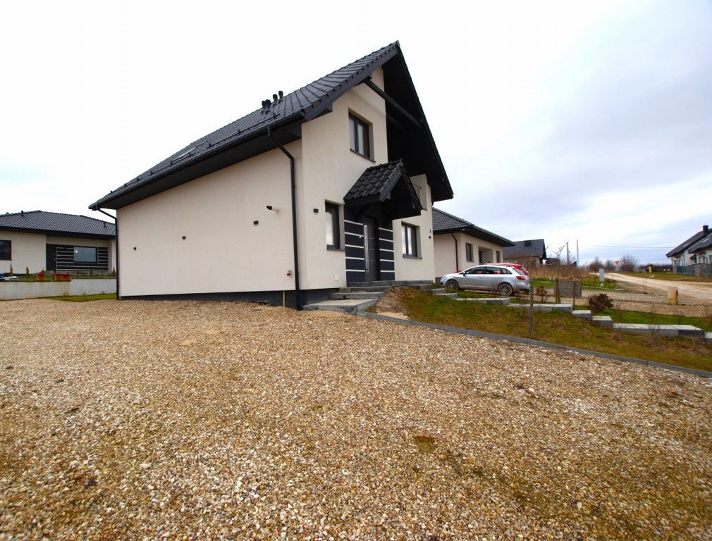 Dom na sprzedaż Brzeziny  125m2 Foto 1