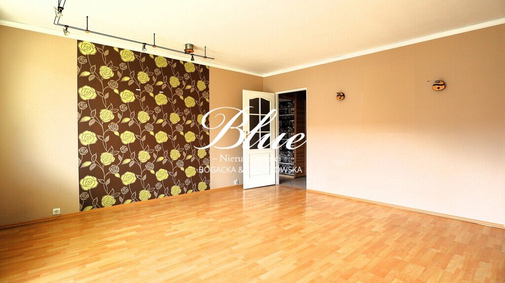 Mieszkanie dwupokojowe na sprzedaż Przecław, Przecław  57m2 Foto 1