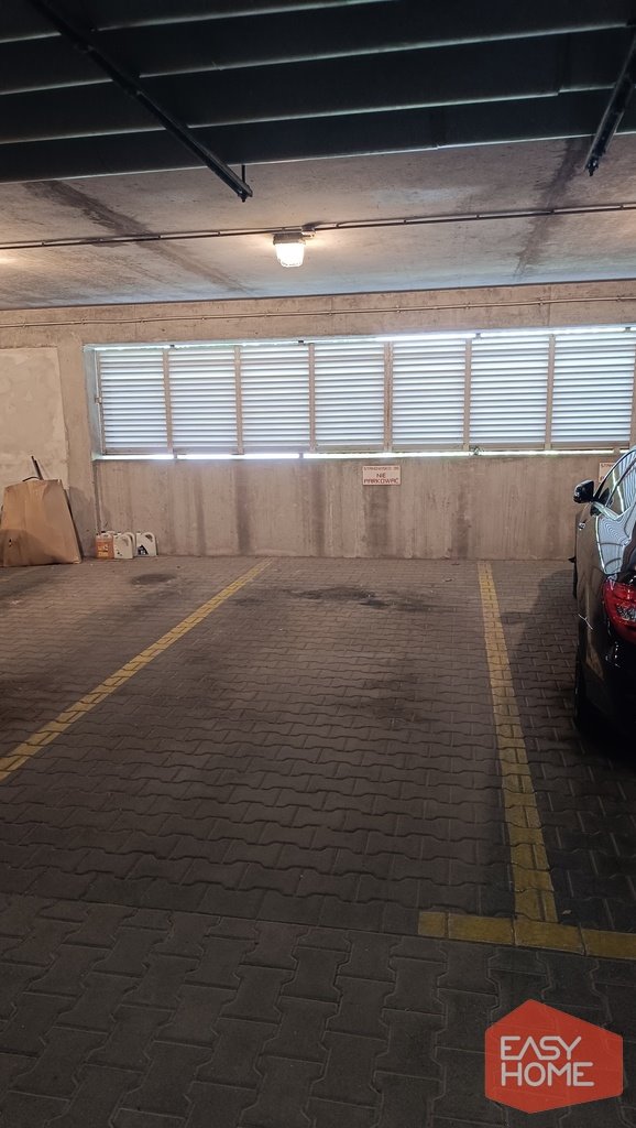 Garaż 15 m2 z pilotem, wjazd za szlaban, Poznań Poznań, Nowe Miasto, Nowe Miasto, Milczańska  15m2 Foto 1