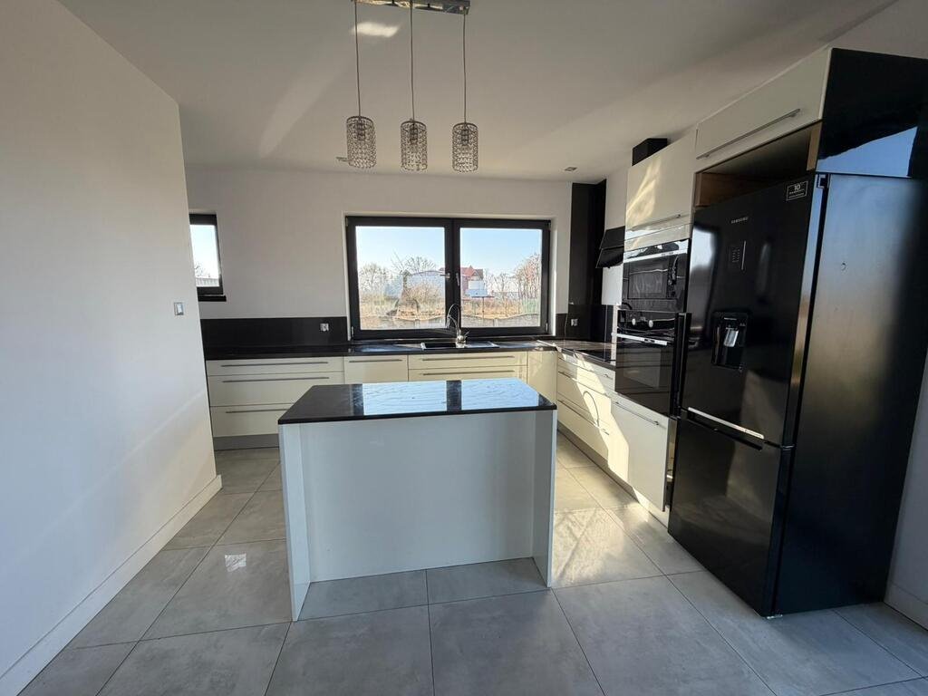 Nowoczesny dom 120 m² z dużą działką 1024 m², gotowy do zamieszkania Popowo Kościelne  120m2 Foto 1