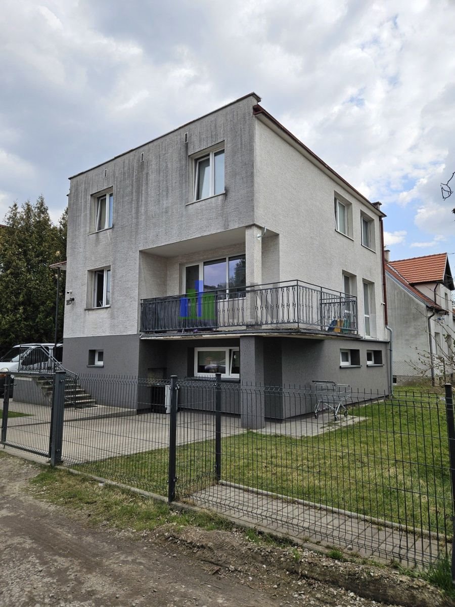 Przestronny dom 240 m² po remoncie, 10 pokoi, 3 łazienki Wrocław, Psie Pole, Strachocin, Strachocińska  240m2 Foto 1