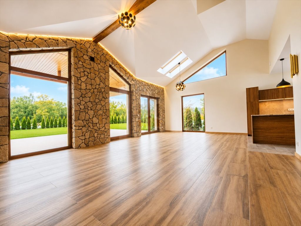 Dom wolnostojący 190 m² - nowoczesny, z ogrodem i garażem Słomczyn  190m2 Foto 1