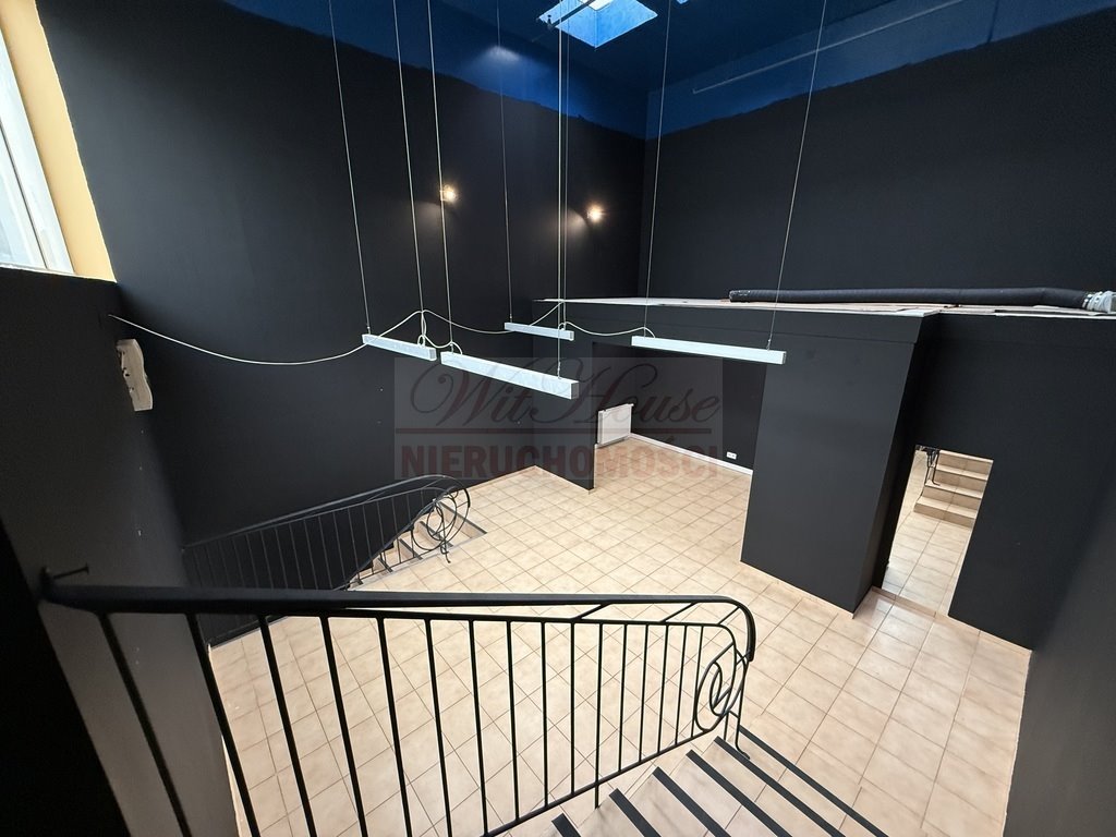 Lokal usługowy 32,8 m² z antresolą i dwoma wejściami Warszawa, Ursus  33m2 Foto 1