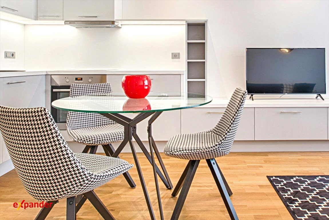 Komfortowa kawalerka na Winogradach z windą i opcją wykończenia Poznań, Hawelańska  31m2 Foto 1