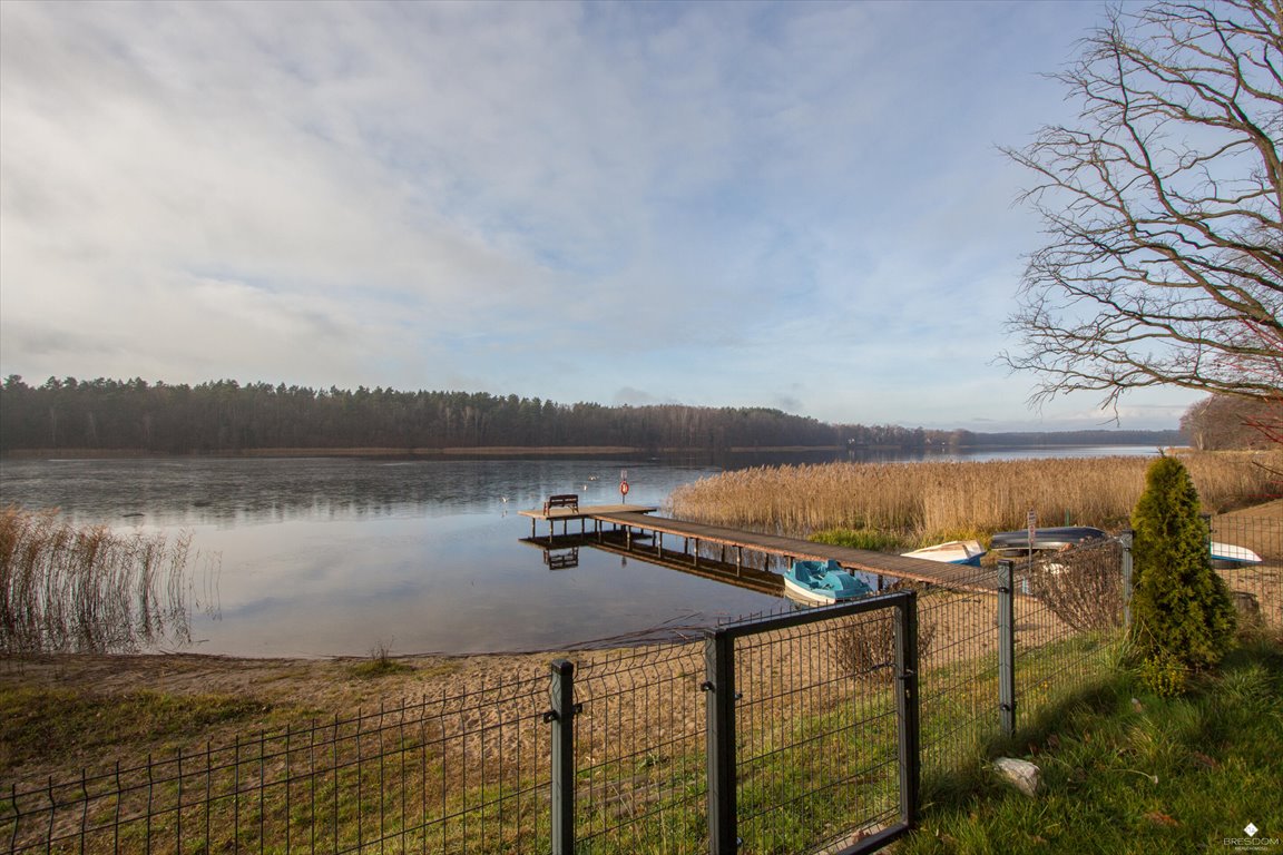 Mieszkanie trzypokojowe na sprzedaż Tomaszkowo  74m2 Foto 1