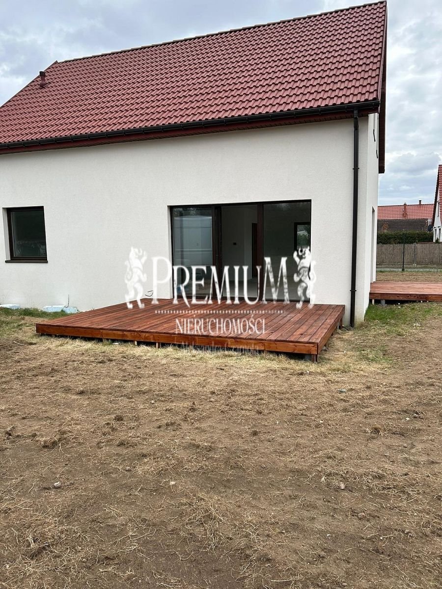 Komfortowy dom 144 m2 z tarasem i energooszczędną technologią Uraz, Uraz  144m2 Foto 1