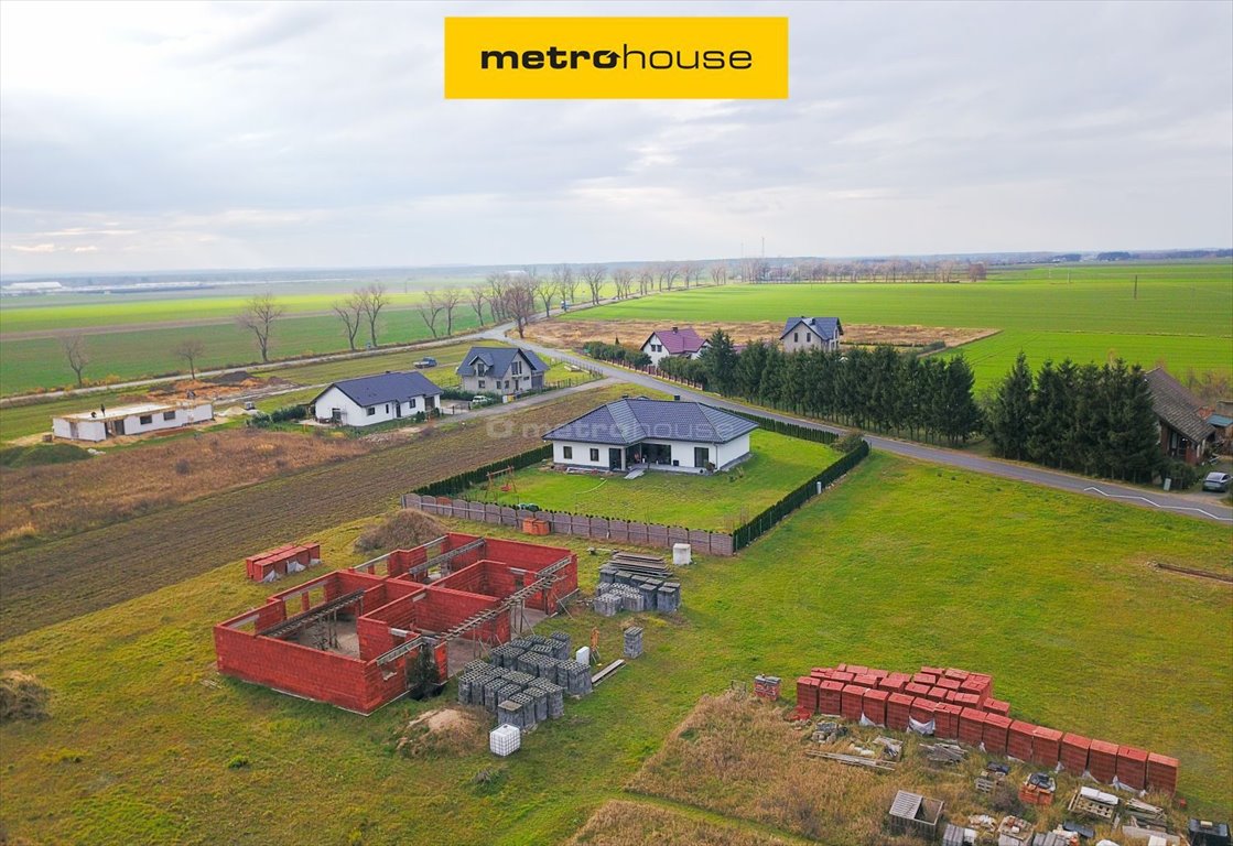 Działka z rozpoczętą budową bliźniaka, garaż, 1628 m² Osła  1 628m2 Foto 1