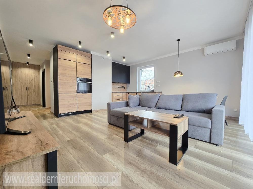 Mieszkanie dwupokojowe na wynajem Zielona Góra, Zacisze  55m2 Foto 1