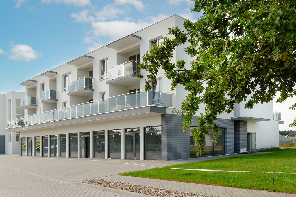 Sprzedam lokal usługowo-handlowy 80 m² z parkingiem w Słubicach Słubice  80m2 Foto 1