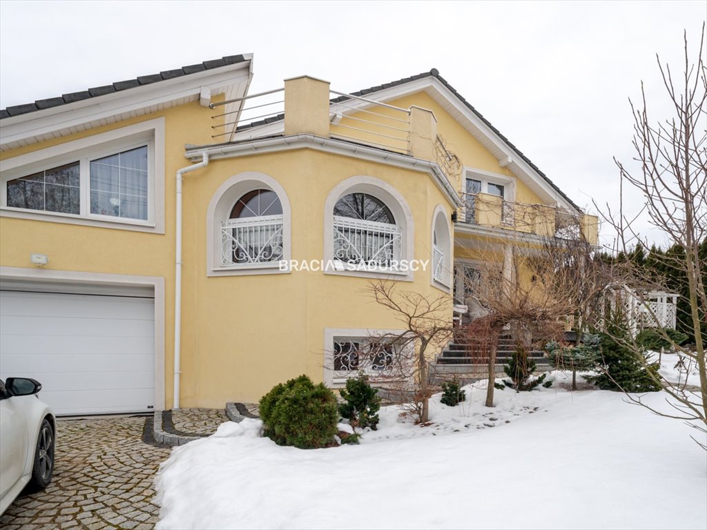 Dom z panoramicznym widokiem na góry i Myślenice Osieczany  254m2 Foto 1