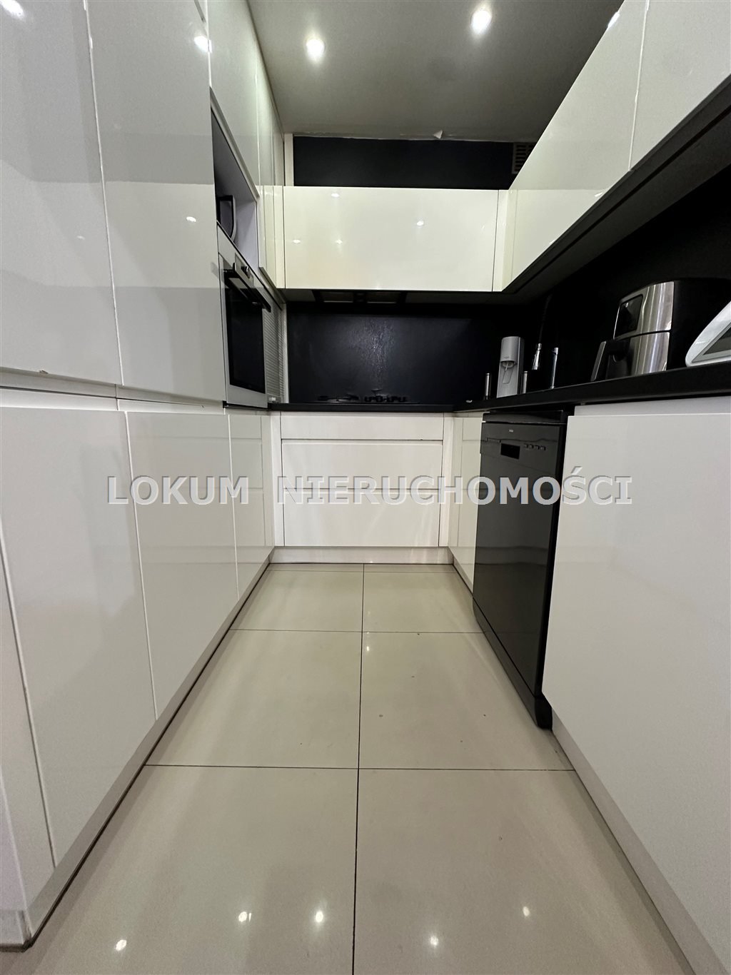 Mieszkanie czteropokojowe  na sprzedaż Jastrzębie-Zdrój, Osiedle Arki Bożka, Zielona  64m2 Foto 1