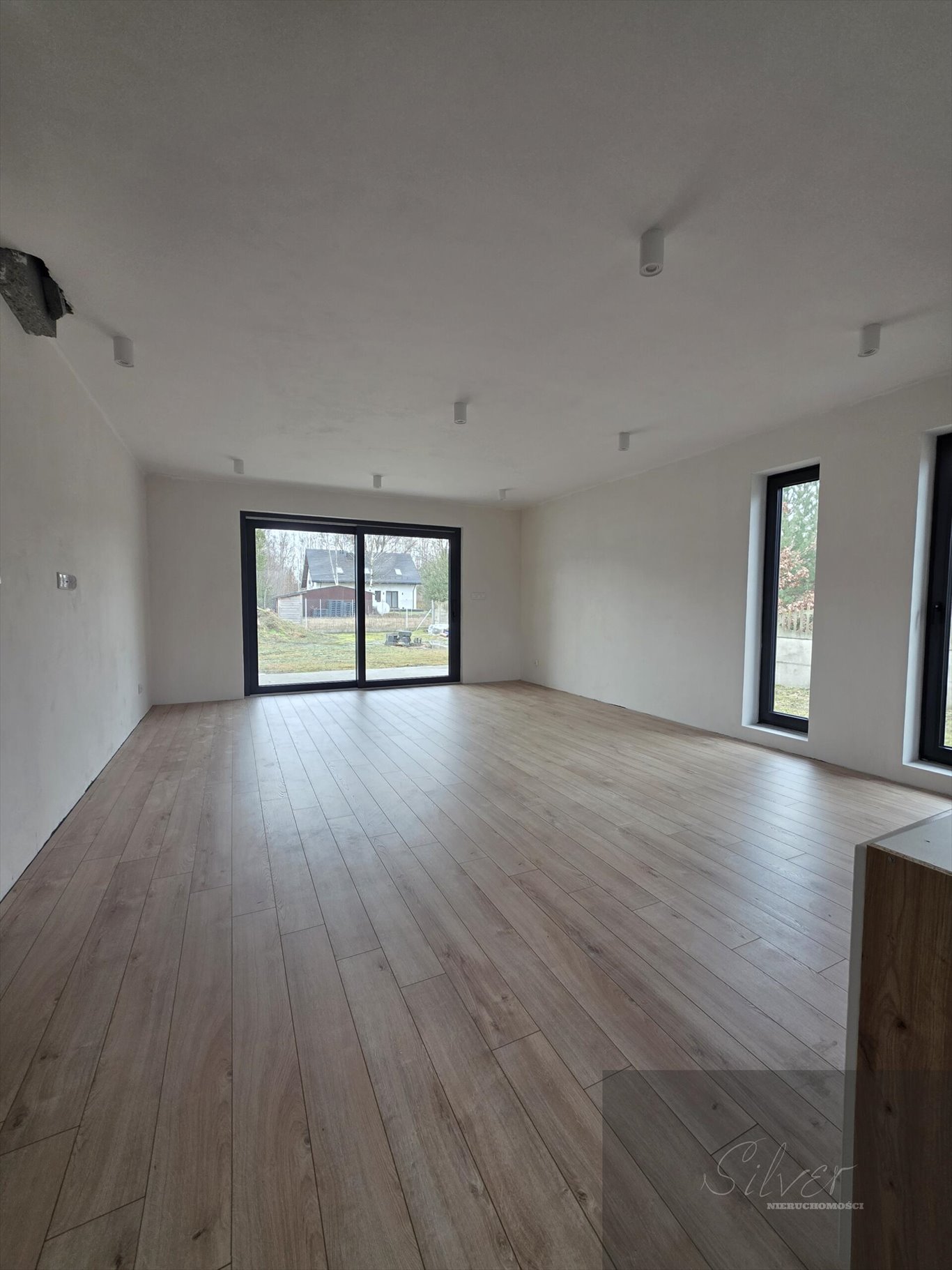 Przestronny dom 180 m2 z garażem i dużą działką Adamowa Góra  180m2 Foto 1