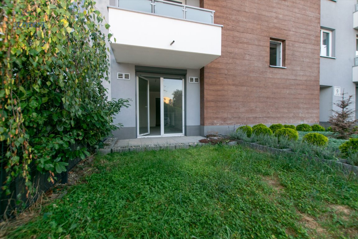 Kawalerka 26,4 m² w Katowicach - własny ogródek i parking Katowice, Bogucice, Karoliny  26m2 Foto 1