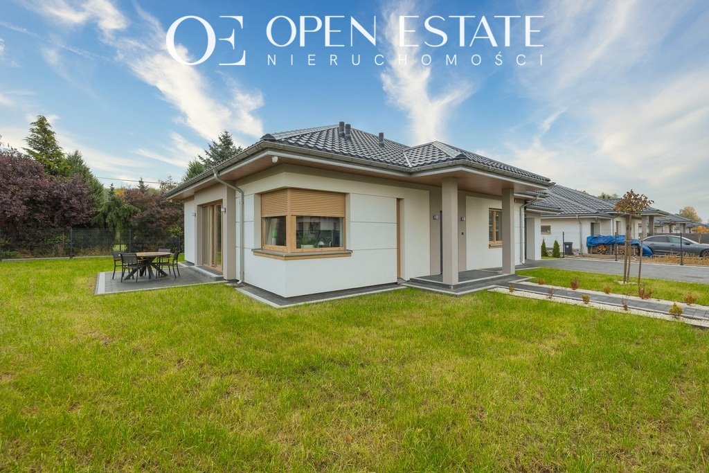 Nowoczesny dom 124 m² z garażem i tarasem w Wiktorowie Wiktorów, Kraszewska  124m2 Foto 1