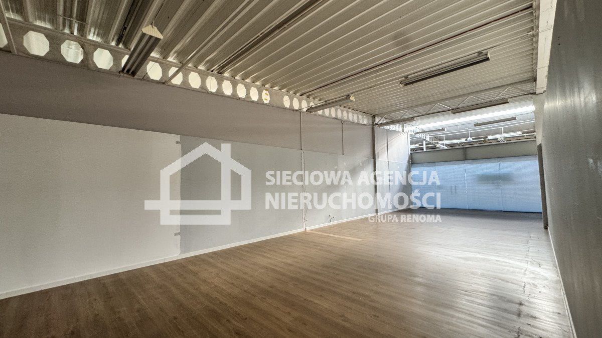 Lokal użytkowy na wynajem Rumia  94m2 Foto 1