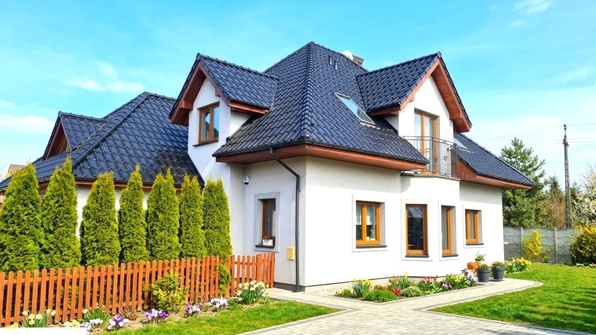 Do sprzedania przestronny dom 260 m² z 5 sypialniami i ogrodem Pokrzywnica  260m2 Foto 1