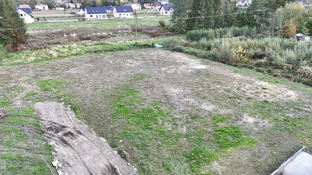 Działka budowlana na sprzedaż Krasne  1 300m2 Foto 3