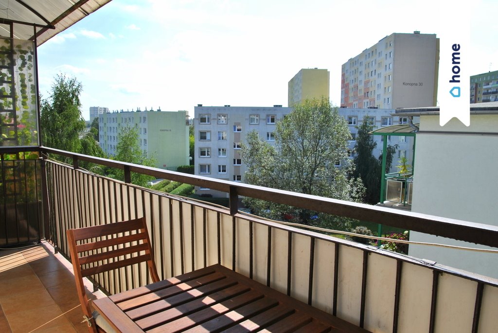 Jasne, oto propozycja rzetelnego i zachęcającego tytułu mieszczącego się w 55 znakach:

**"Przytulne 2-pokojowe mieszkanie z balkonem i klimatyzacją"** Bydgoszcz, Szwederowo, Podhalańska  35m2 Foto 1