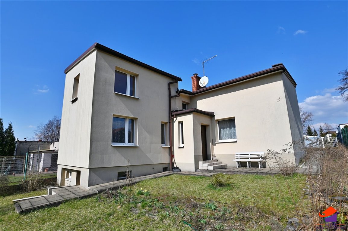 Dom wolnostojący 86 m² na działce 426 m² w Piotrowicach Katowice, Piotrowice  86m2 Foto 1