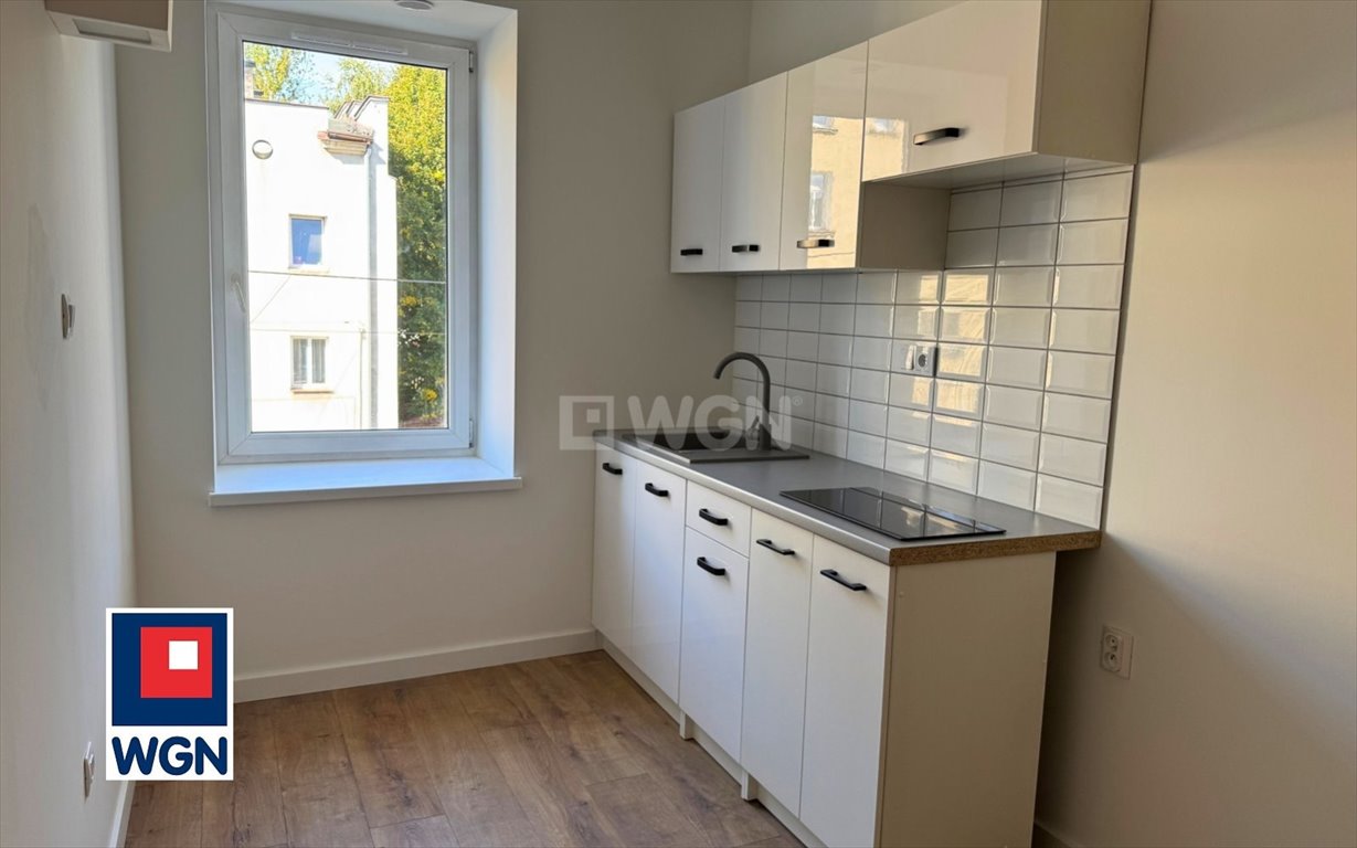 Kawalerka 20,7 m² w Radkowie (Rynek) z ogrzewaniem podłogowym Radków, Rynek, Rynek  21m2 Foto 1