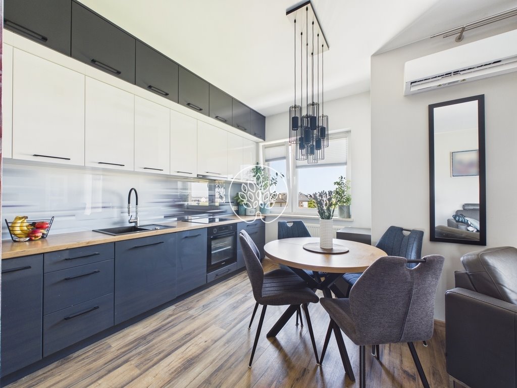 Sprzedam przestronne 4-pokojowe mieszkanie 67 m² z balkonami i klimatyzacją Ożarów Mazowiecki, Goździkowa  67m2 Foto 1
