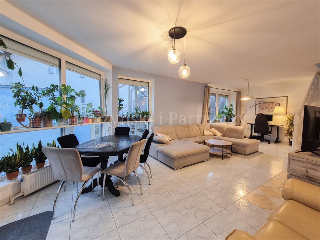 Polecam dom inwestycyjny 330 m² w Karpaczu z potencjałem wynajmu Karpacz  330m2 Foto 1
