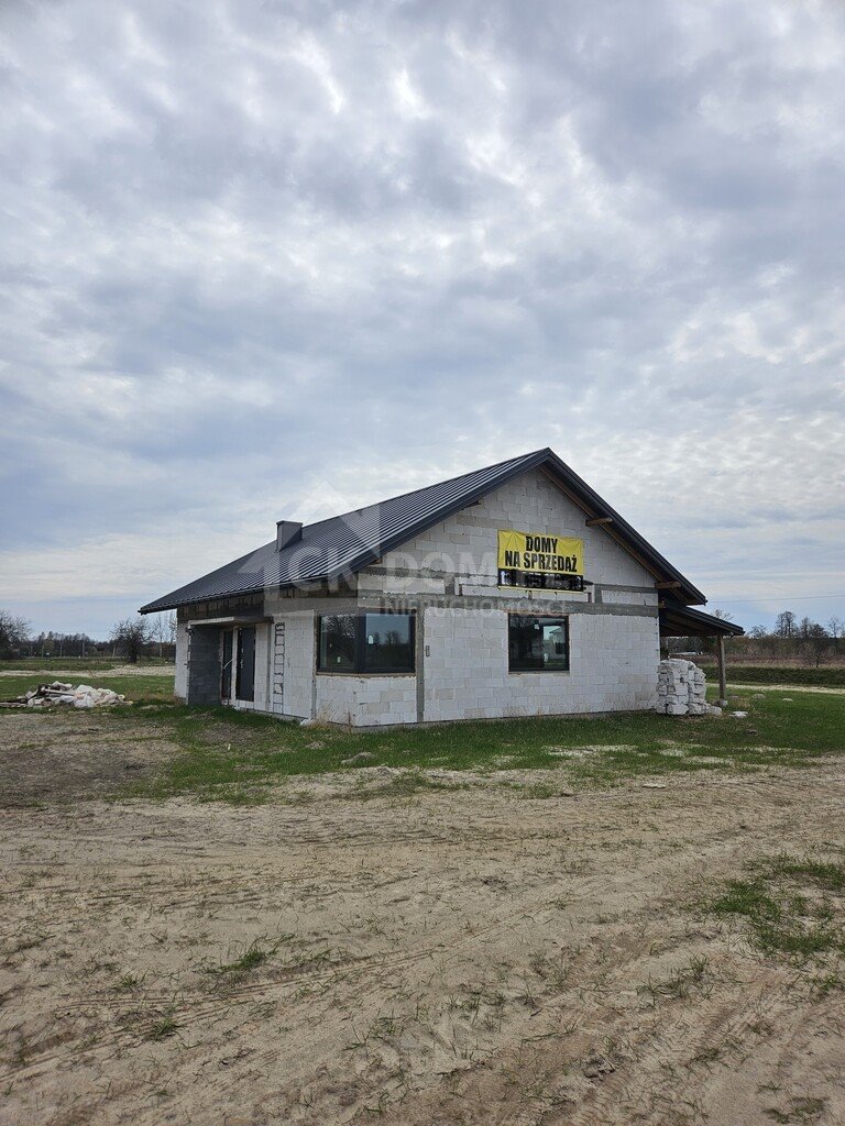 Nowoczesny dom w Rytwianach, 119 m², stan surowy zamknięty Rytwiany  119m2 Foto 1