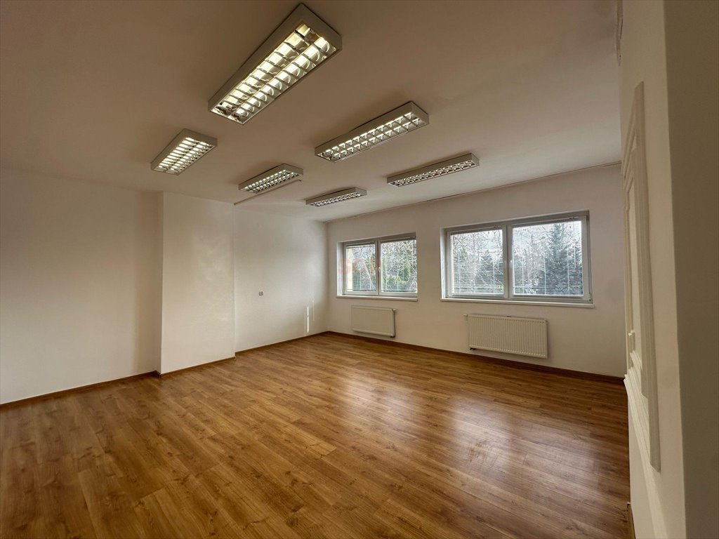 Wynajem biura 21 m² z parkingiem i monitoringiem Wrocław, Krzyki, Brochów, Brochowska  21m2 Foto 1