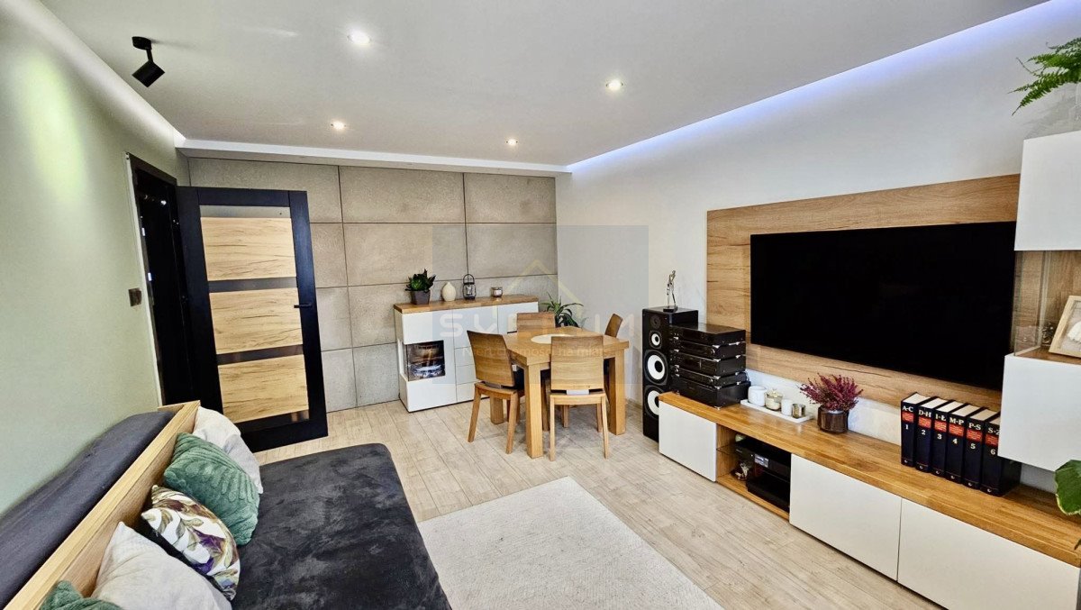 Mieszkanie trzypokojowe na sprzedaż Częstochowa, Północ  61m2 Foto 1