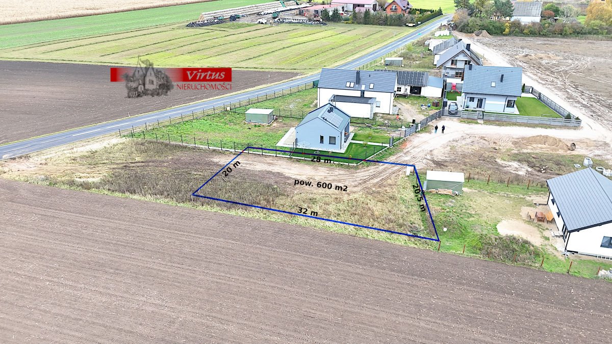 Działka budowlana 600 m² w Owieczkach (media, blisko jeziora) Owieczki  600m2 Foto 1