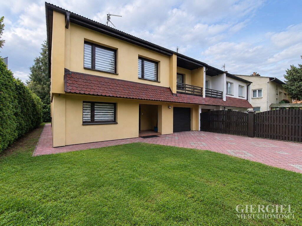 Dom 182 m² w Rzeszowie (z garażem i podpiwniczeniem): Rzeszów