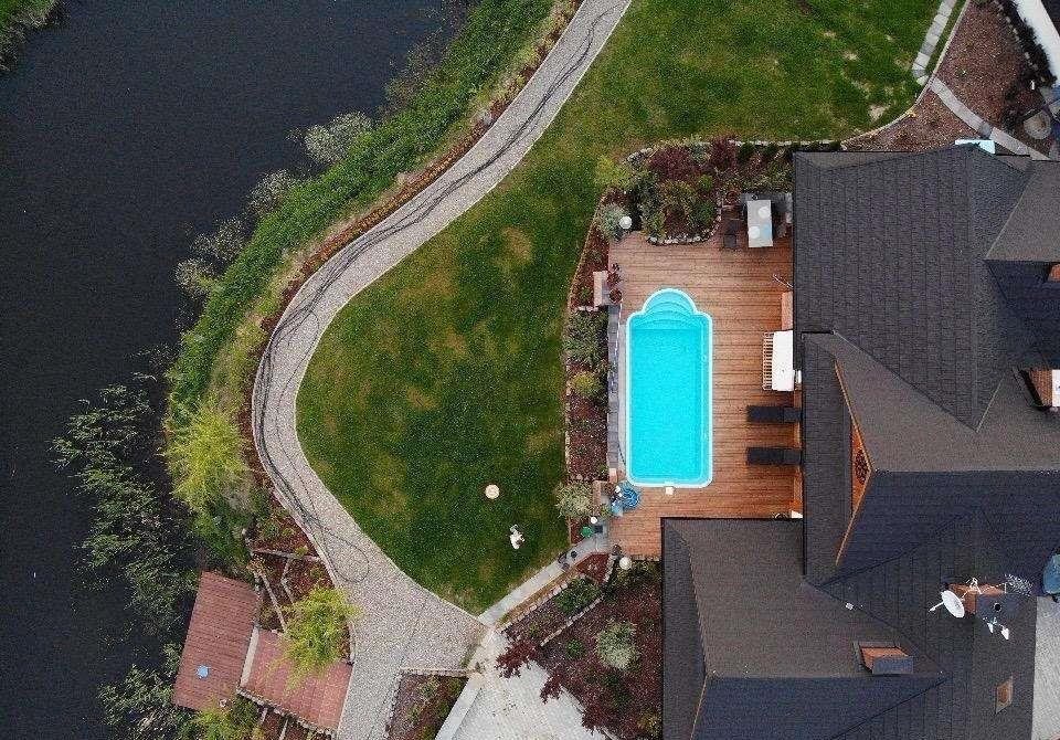 Dom na sprzedaż Białobrzegi, Rynek  208m2 Foto 1