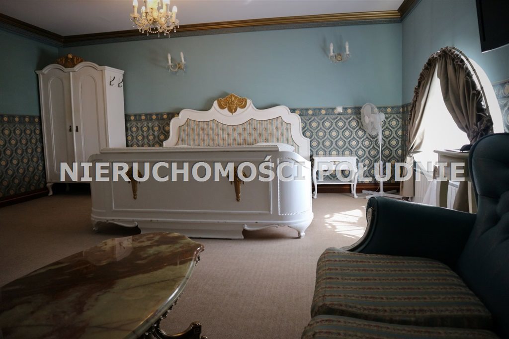 Unikalna willa z 1900 r. z 24 pokojami i parkiem Ustroń  1 550m2 Foto 1