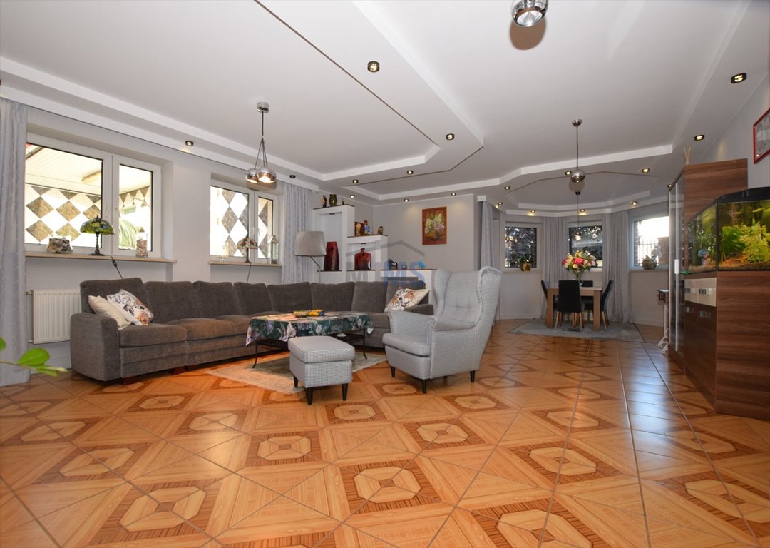 Przestronny dom 267 m² z kominkiem i dużym ogrodem Rumia, Lotnisko, Spadochroniarzy  267m2 Foto 1